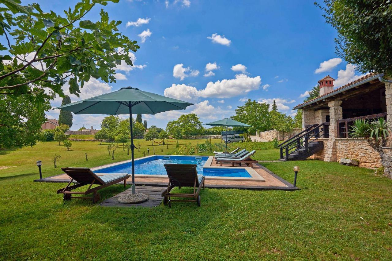 Stara Hiza In Sveti Petar U Sumi Vila Exterior foto